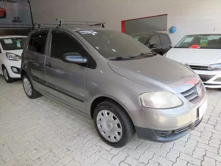 Volkswagen Fox Cinza 10