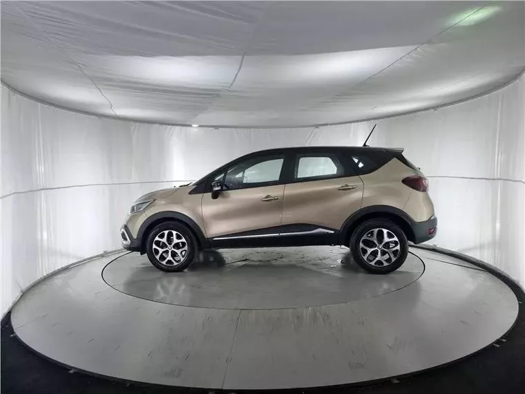 Renault Captur Bronze 8