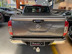 Nissan Frontier