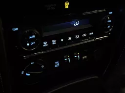 Toyota Hilux SW4
