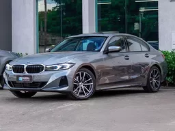 BMW 320i