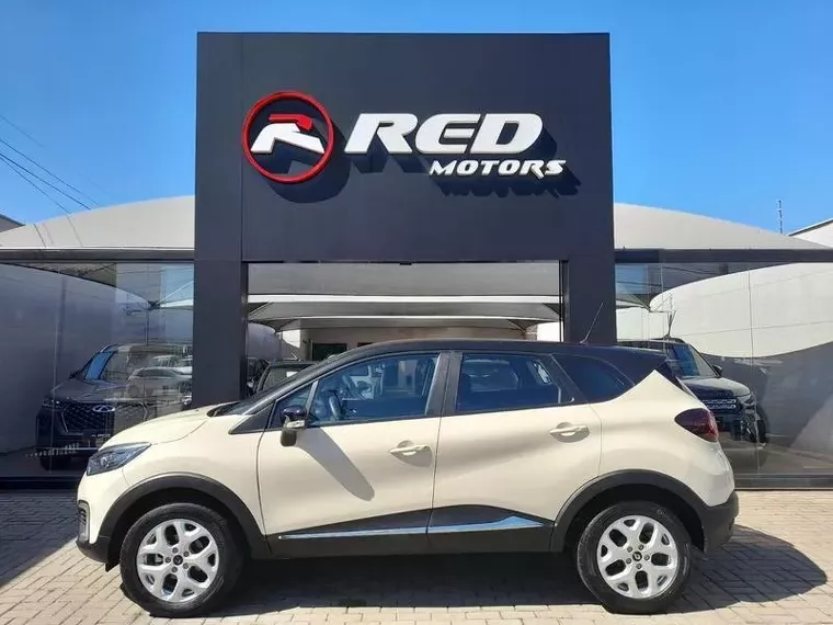 Renault Captur Bege 7