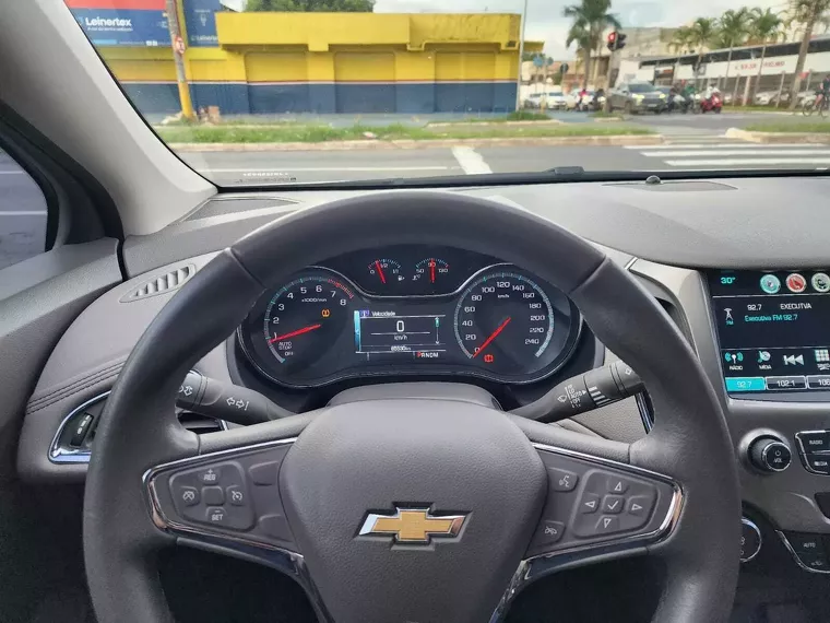 Chevrolet Cruze Branco 12