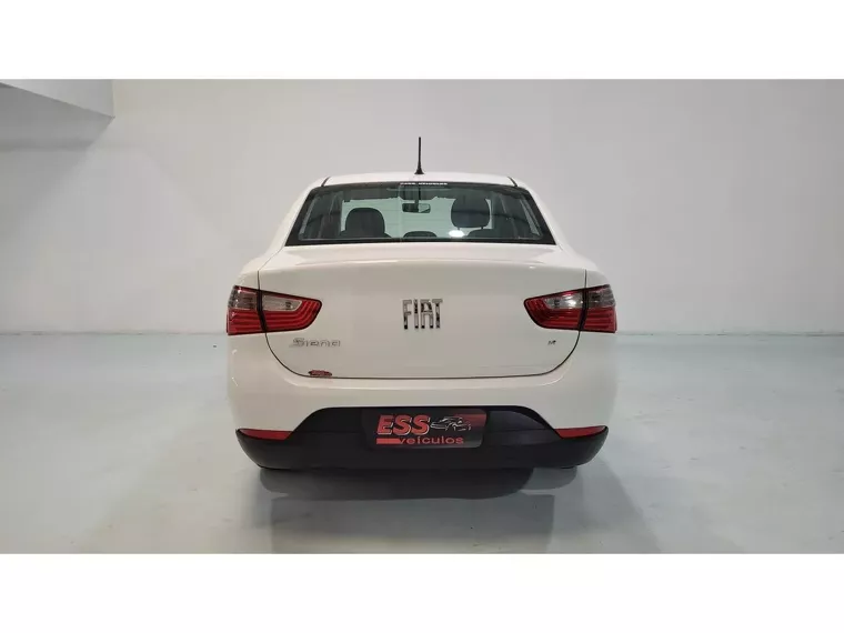 Fiat Grand Siena Branco 17