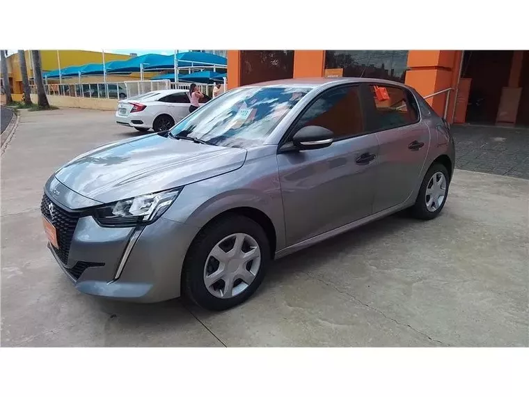 Peugeot 208 Cinza 11