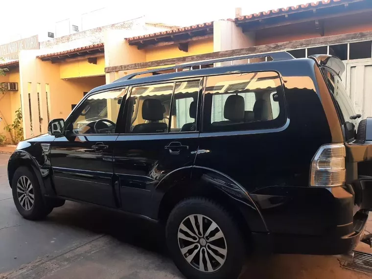 Mitsubishi Pajero Full Preto 11