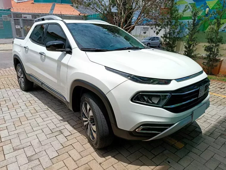 Fiat Toro Branco 10