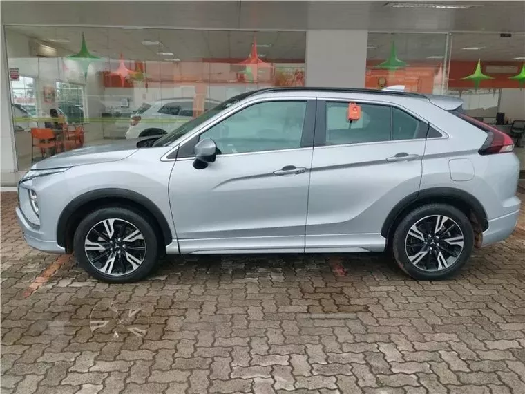 Mitsubishi Eclipse Cross Prata 10