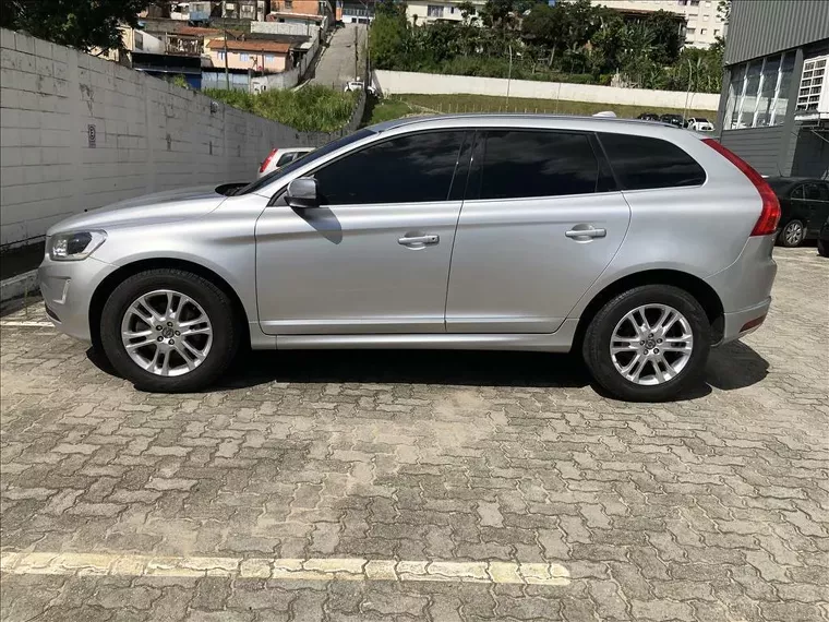 Volvo XC60 Prata 4