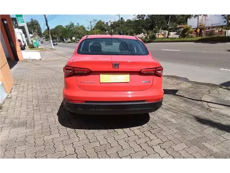 Fiat Cronos Vermelho 2