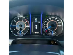 Toyota Hilux SW4