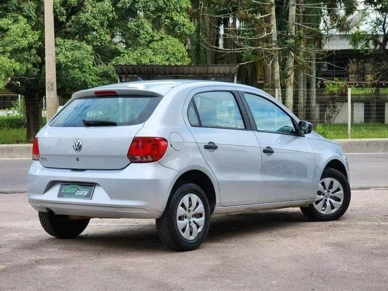 Volkswagen Gol Prata 1