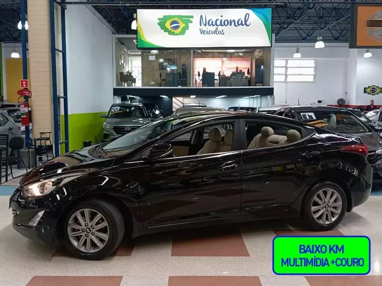 Hyundai Elantra Preto 1