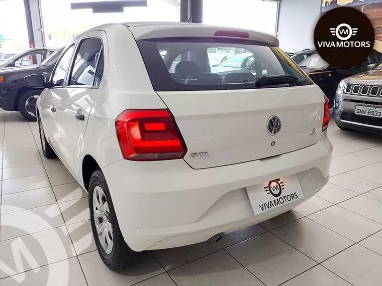 Volkswagen Gol Branco 6