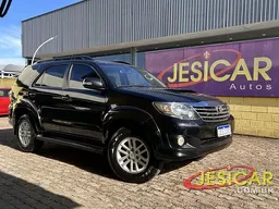 Toyota Hilux SW4