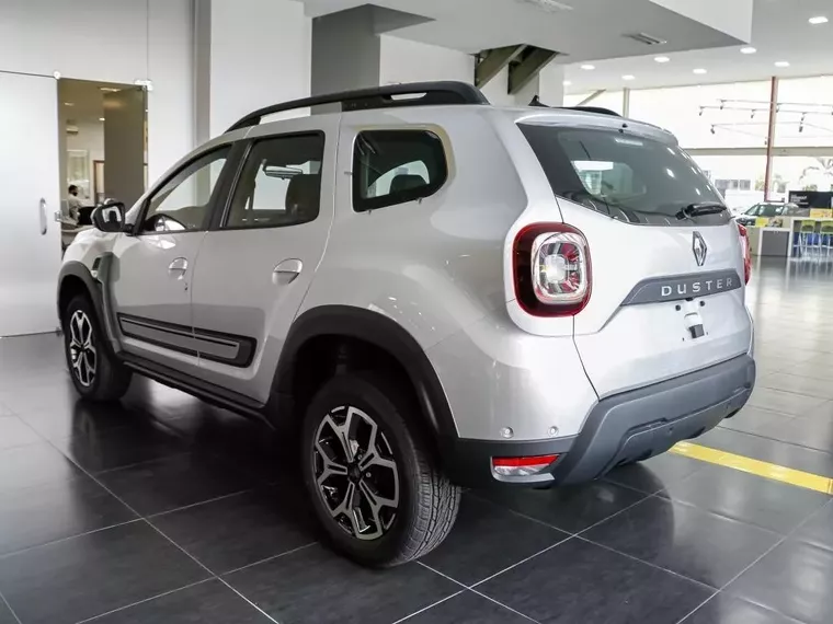 Renault Duster Prata 4