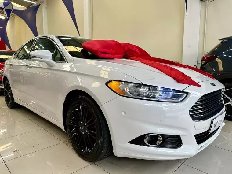 Ford Fusion Branco 8