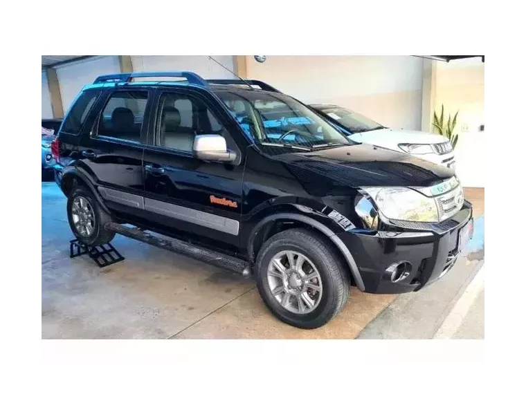 Ford Ecosport Preto 4