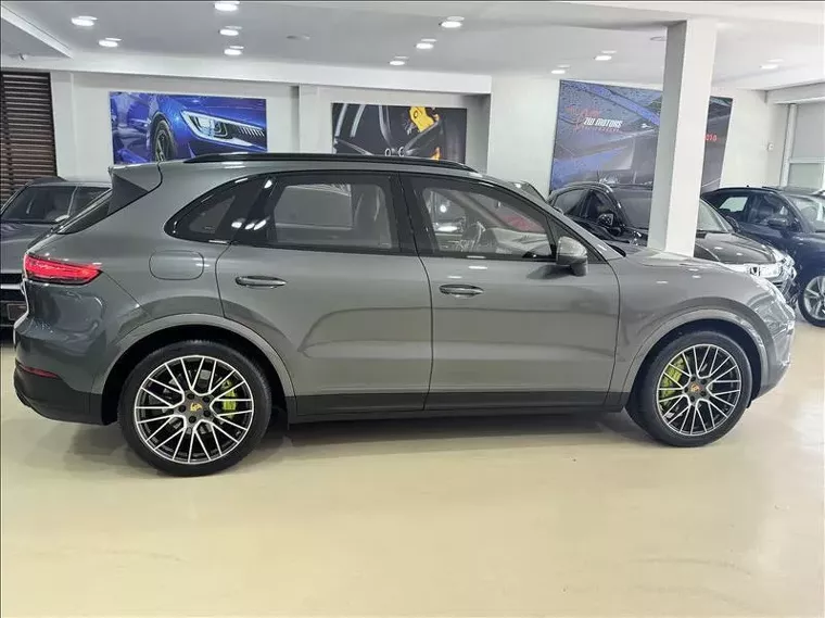 Porsche Cayenne Cinza 12