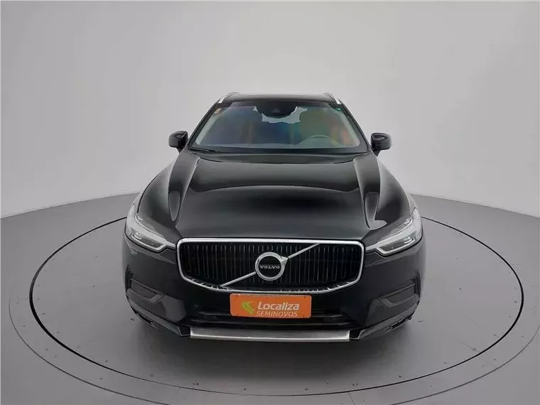 Volvo XC60 Preto 11