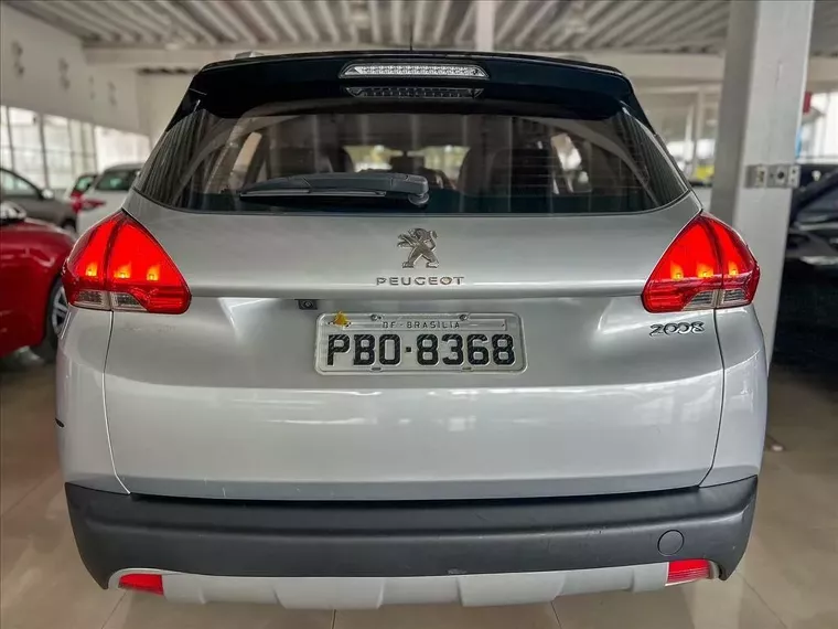 Peugeot 2008 Prata 8