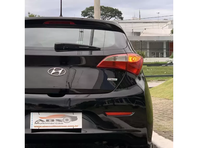 Hyundai HB20 Preto 10