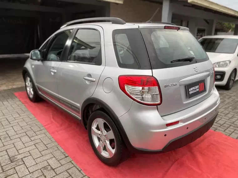 Suzuki SX4 Prata 7