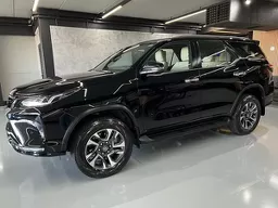 Toyota Hilux SW4