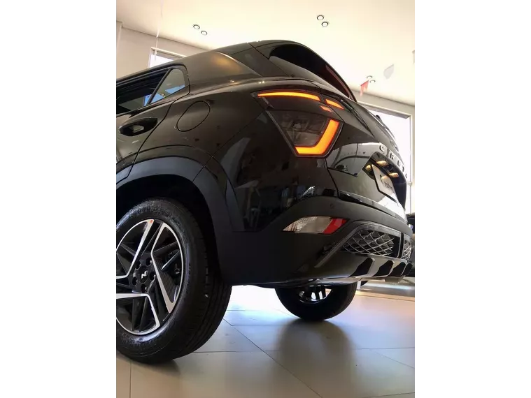 Hyundai Creta Preto 8