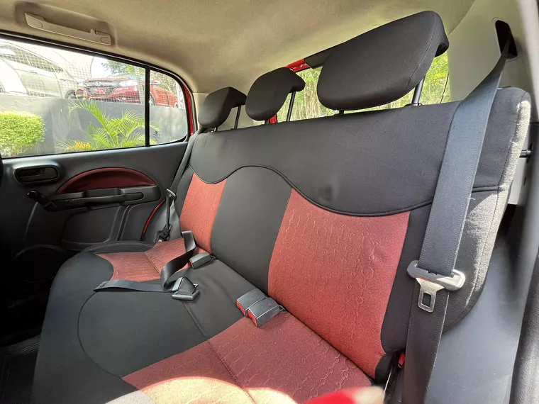 Fiat Uno Vermelho 13