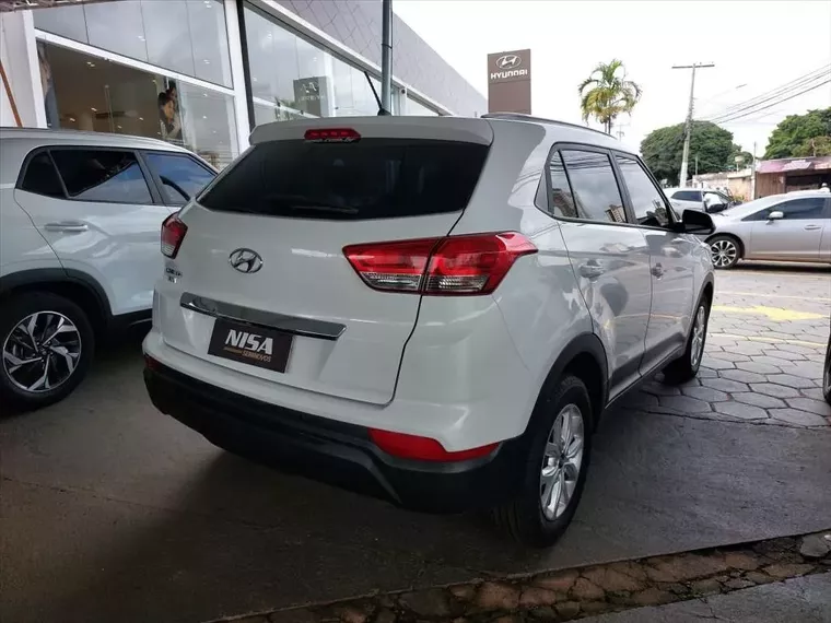 Hyundai Creta Branco 10