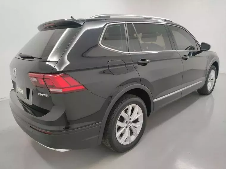 Volkswagen Tiguan Preto 18