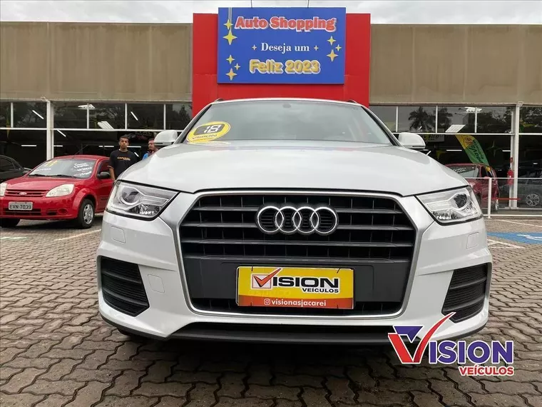 Audi Q3 Branco 4