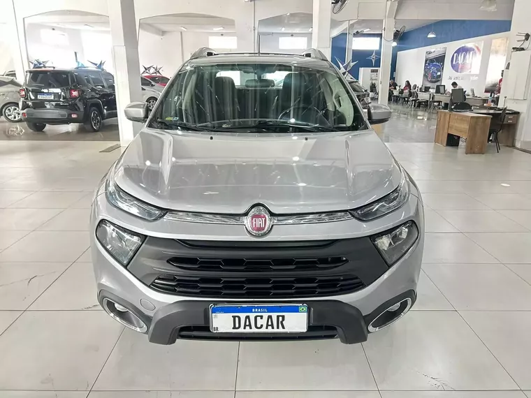 Fiat Toro Prata 2