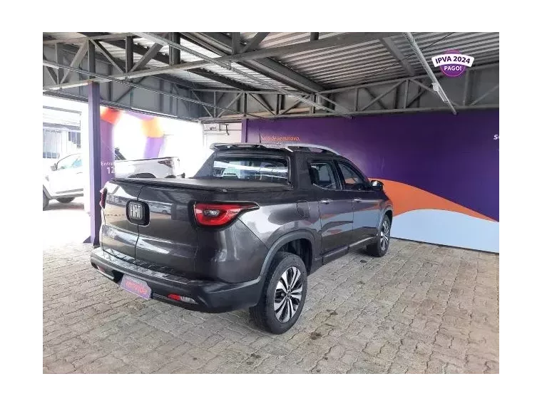 Fiat Toro Cinza 2