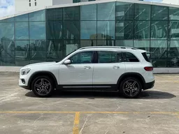 Mercedes-benz GLB 200