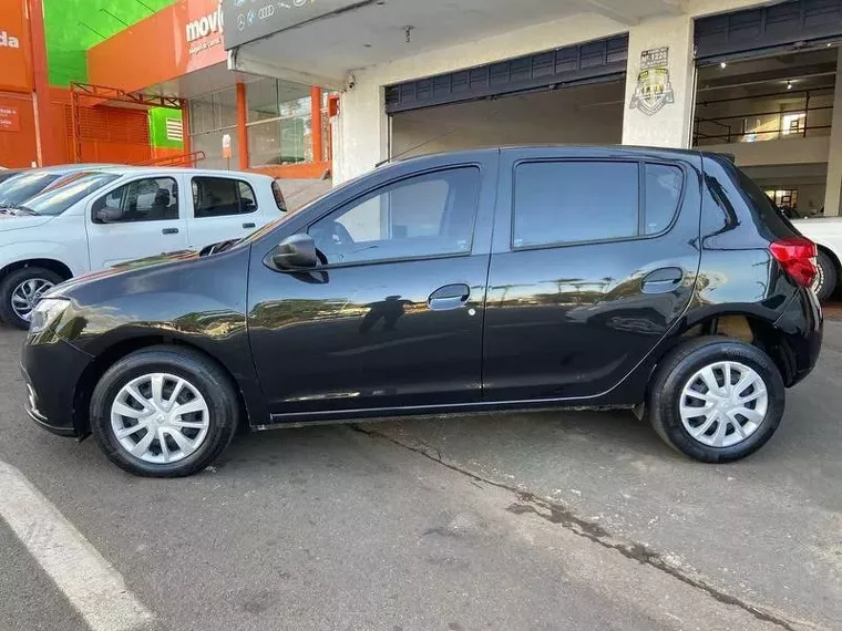 Renault Sandero Preto 12