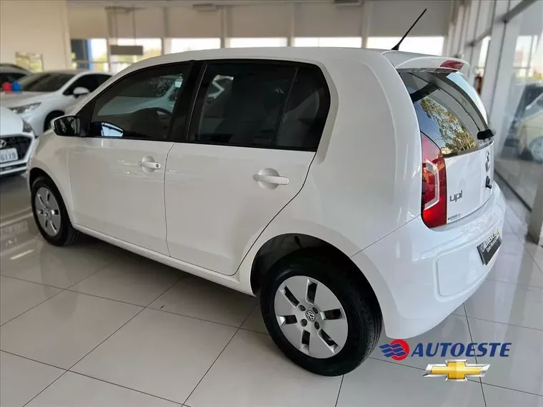 Volkswagen UP Branco 5