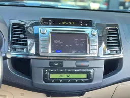Toyota Hilux SW4