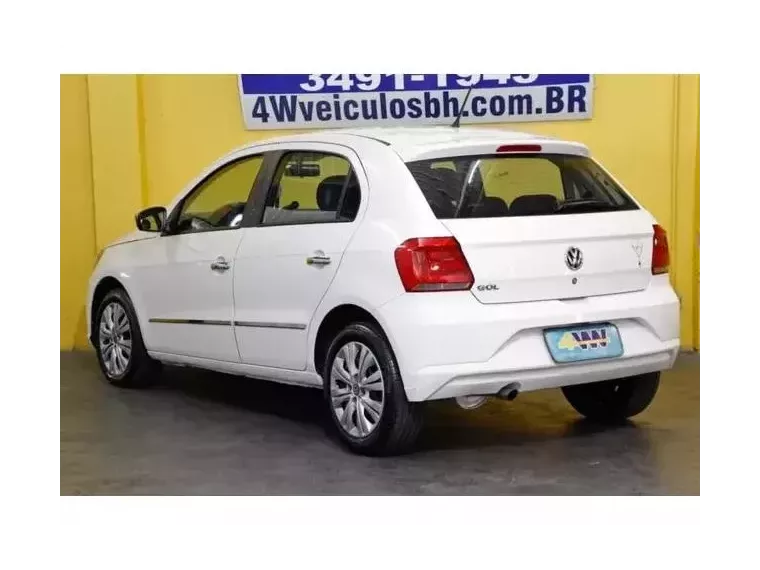 Volkswagen Gol Branco 7