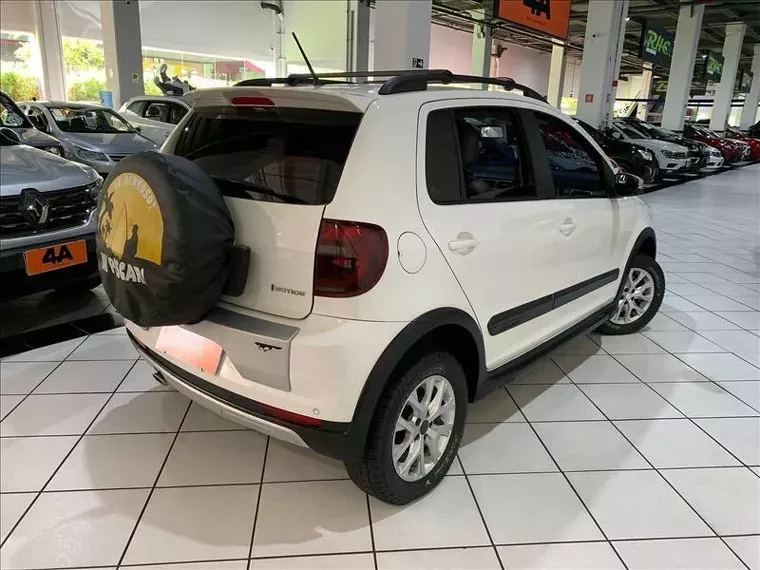 Volkswagen Crossfox Branco 3