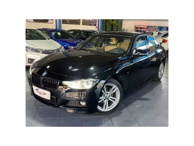 BMW 320i Preto 2