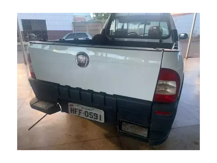 Fiat Strada Branco 8