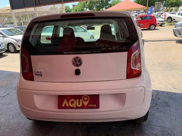 Volkswagen UP Branco 11