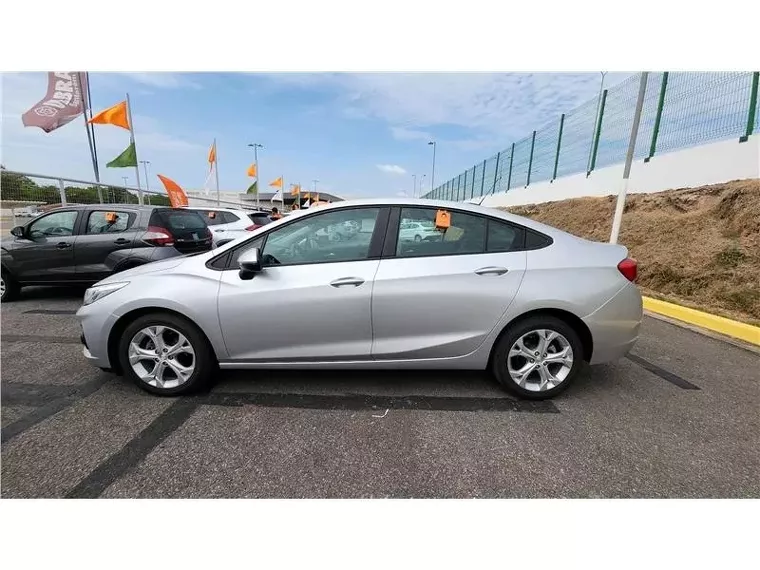 Chevrolet Cruze Prata 1