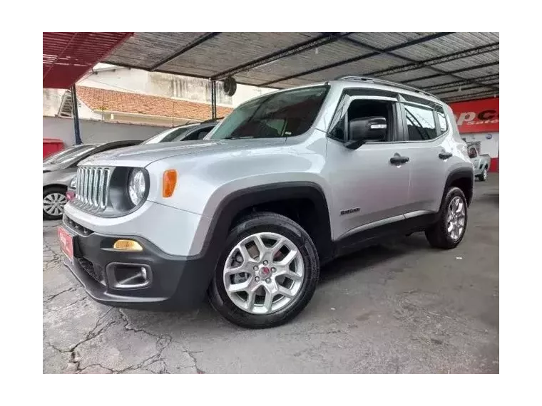 Jeep Renegade Prata 7