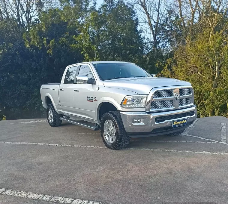 RAM 2500 Prata 3