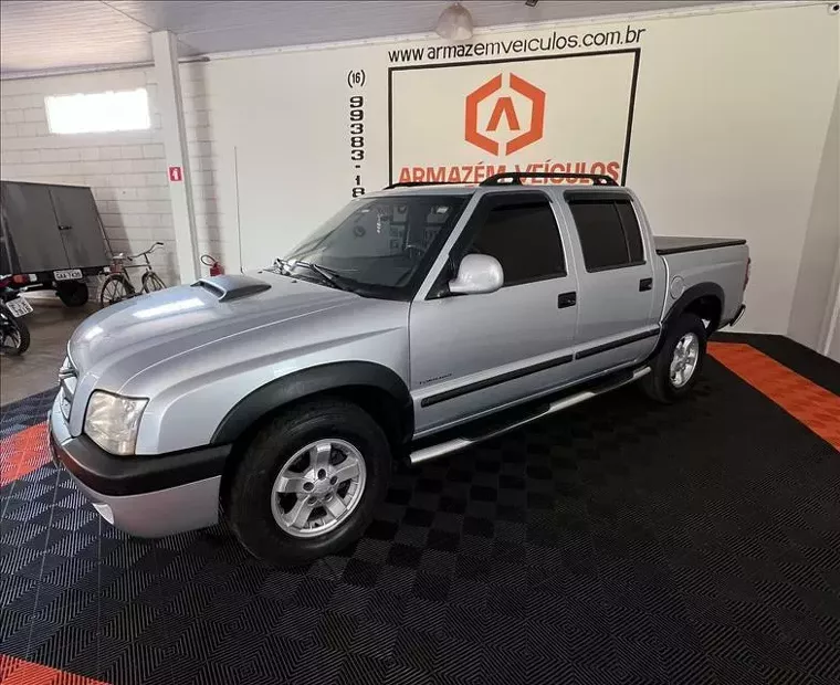 Chevrolet S10 Prata 8