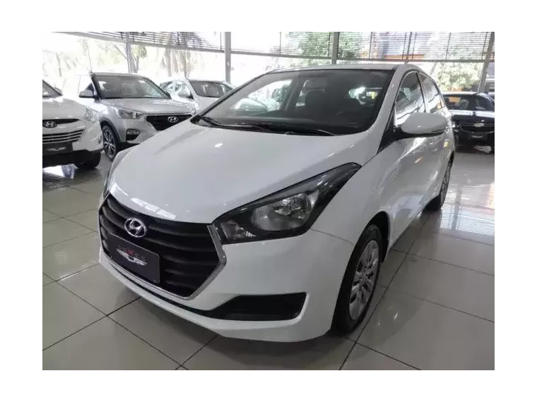 Hyundai HB20 Branco 8