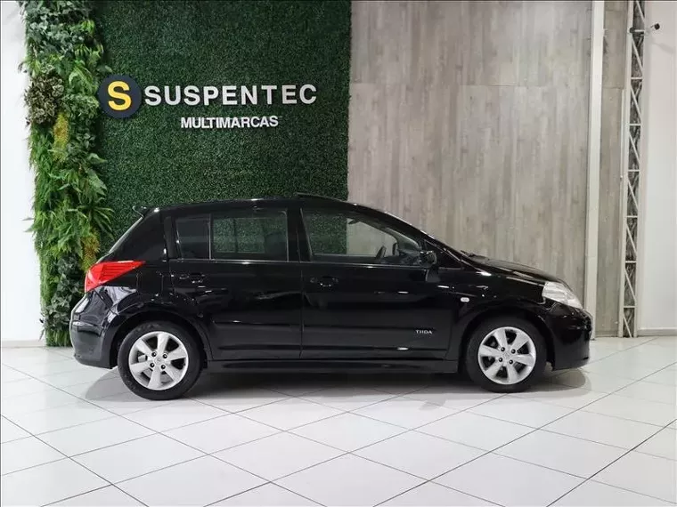 Nissan Tiida Preto 12